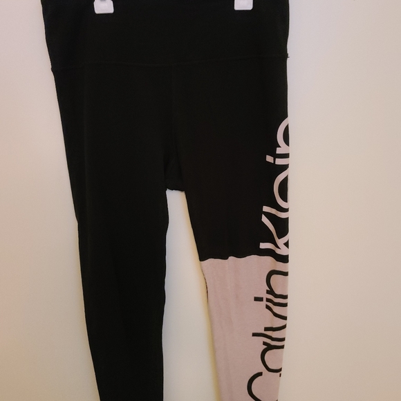 Calvin Klein performance women's Leggings. - Picture 1 of 7
